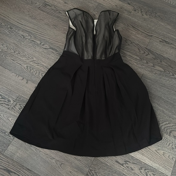 Max and Cleo Elegant Black ruffle sheer Sleeveless Dress Sz M - Picture 8 of 12